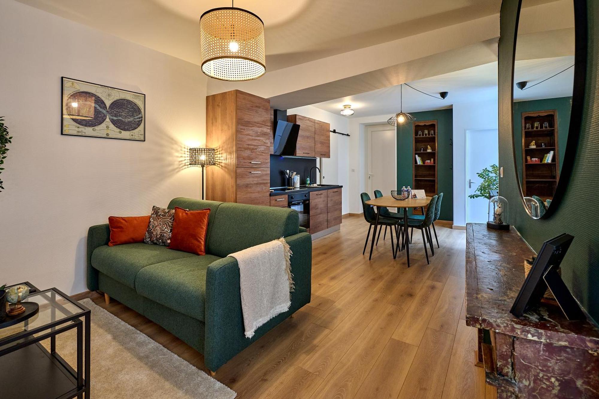 Le Oliva Chez Les M By Primo Conciergerie Apartment Nevers Luaran gambar