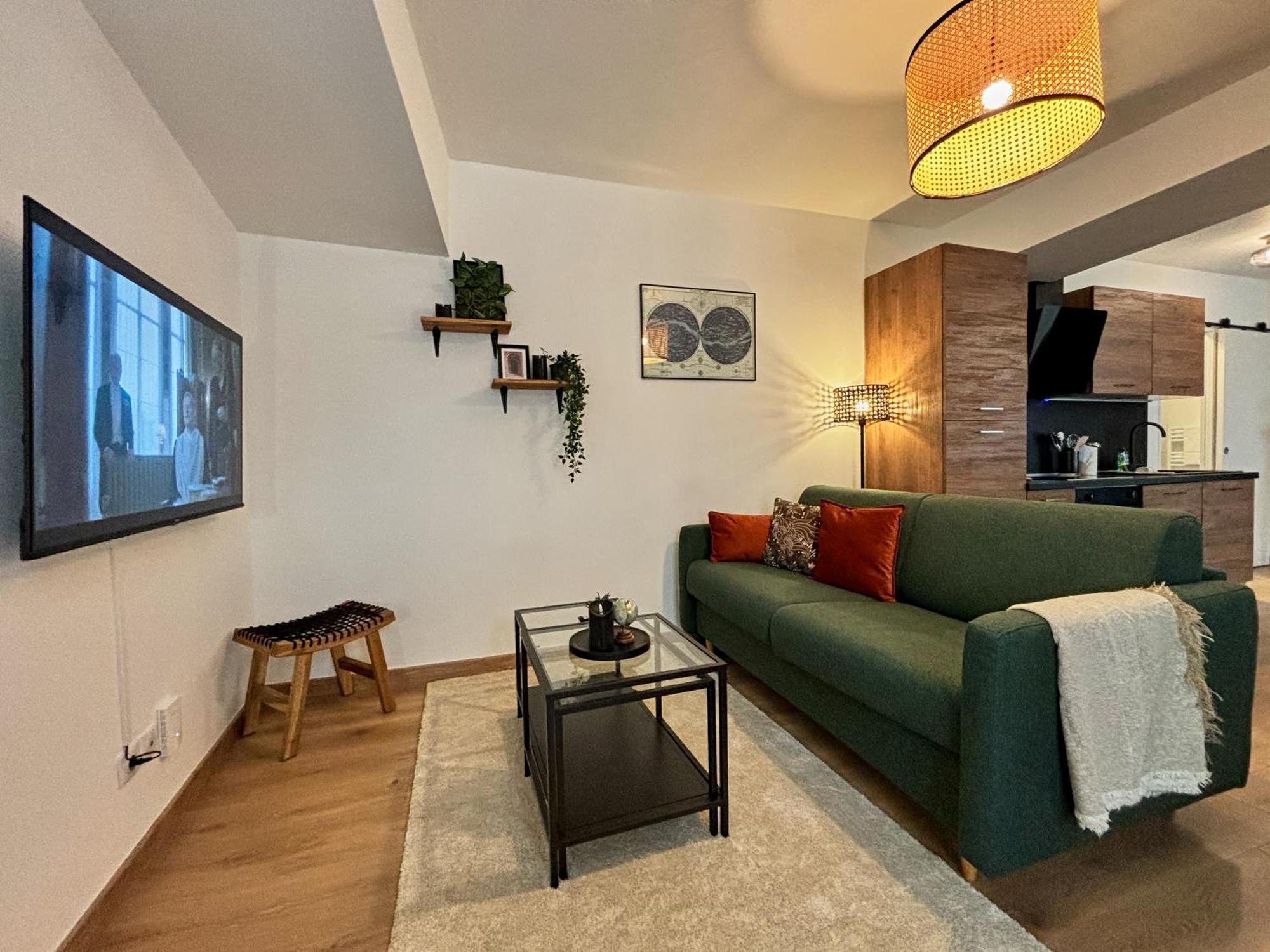 Le Oliva Chez Les M By Primo Conciergerie Apartment Nevers Luaran gambar